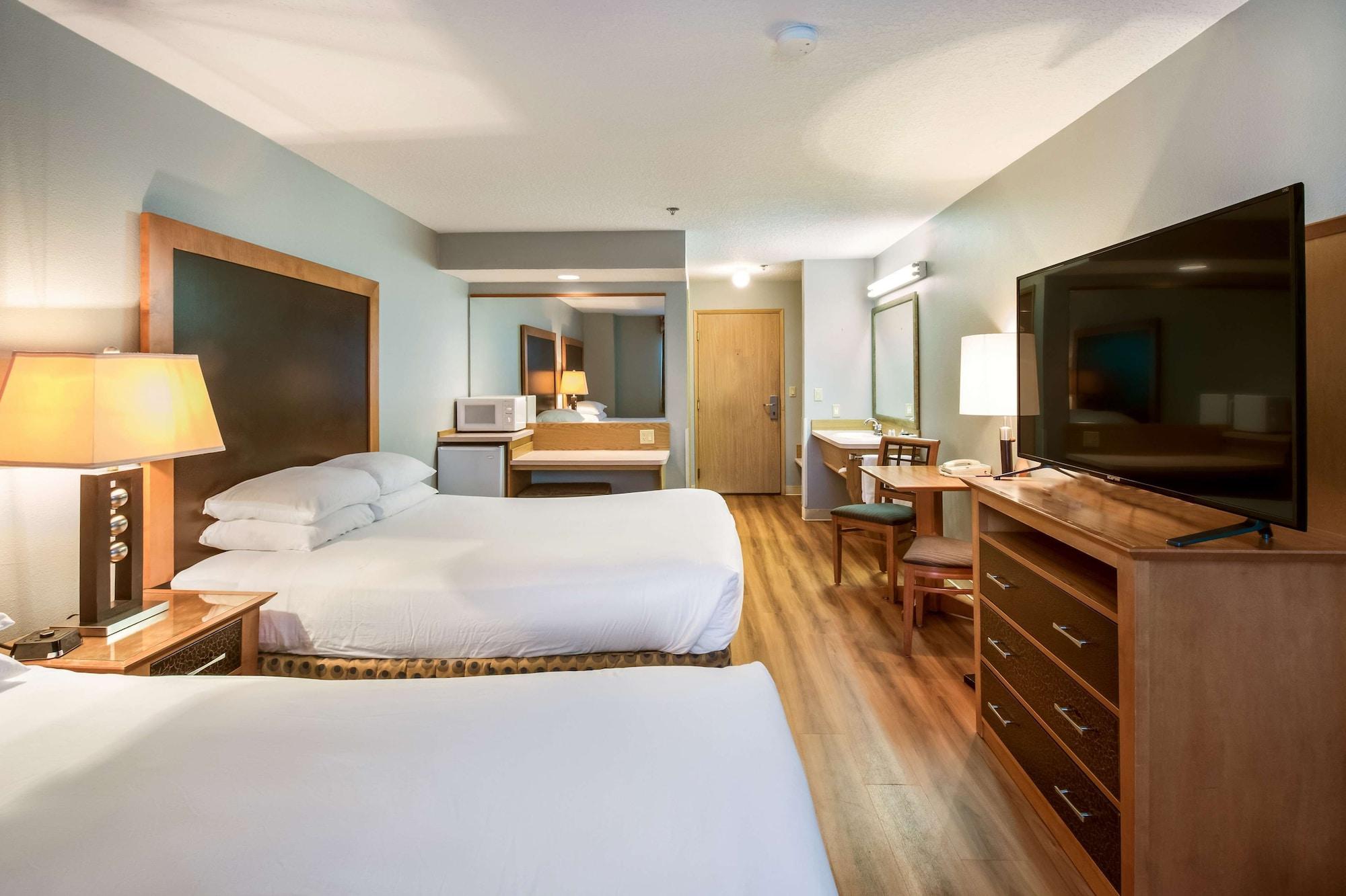 Red Lion Inn & Suites Seaside Buitenkant foto