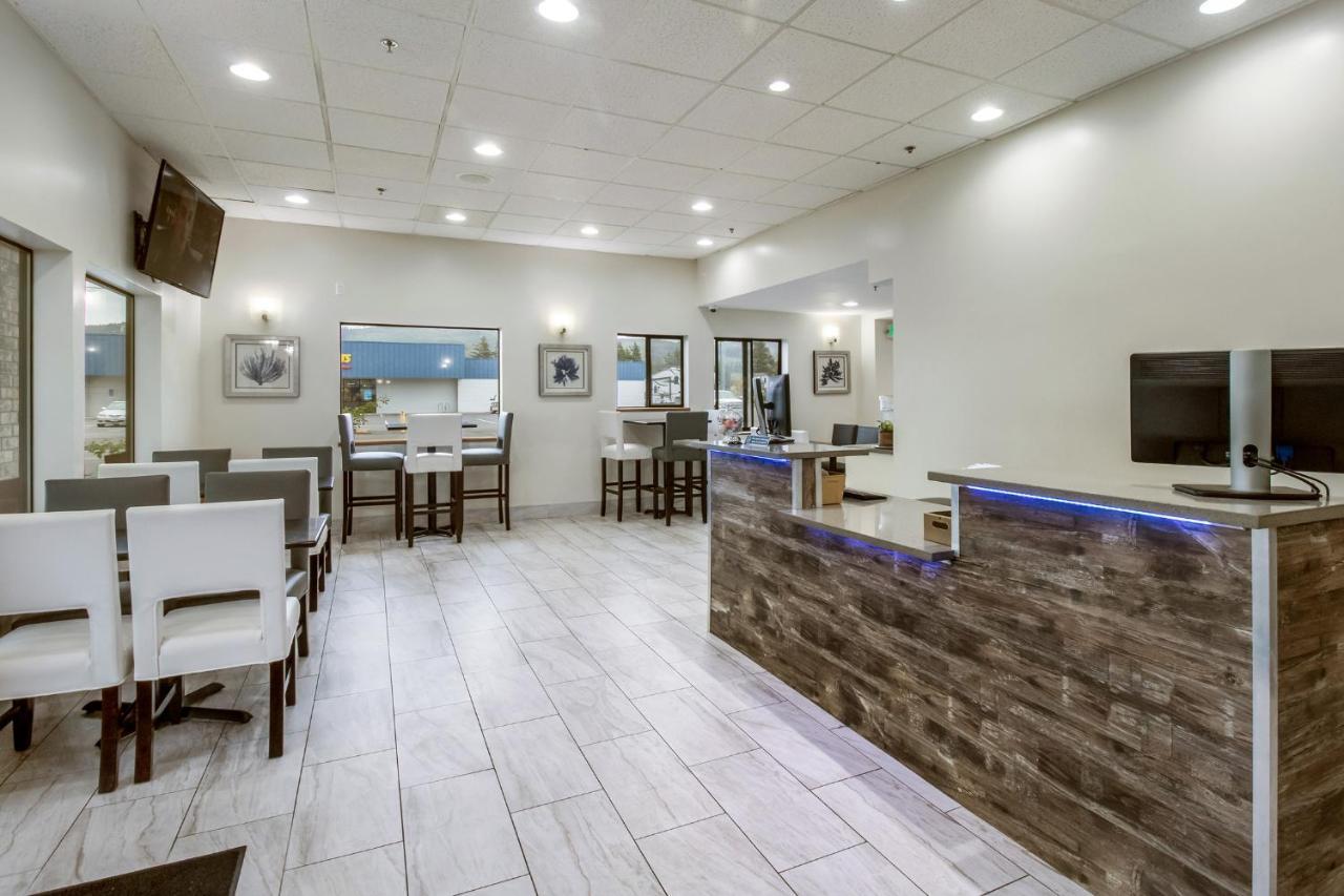Red Lion Inn & Suites Seaside Buitenkant foto